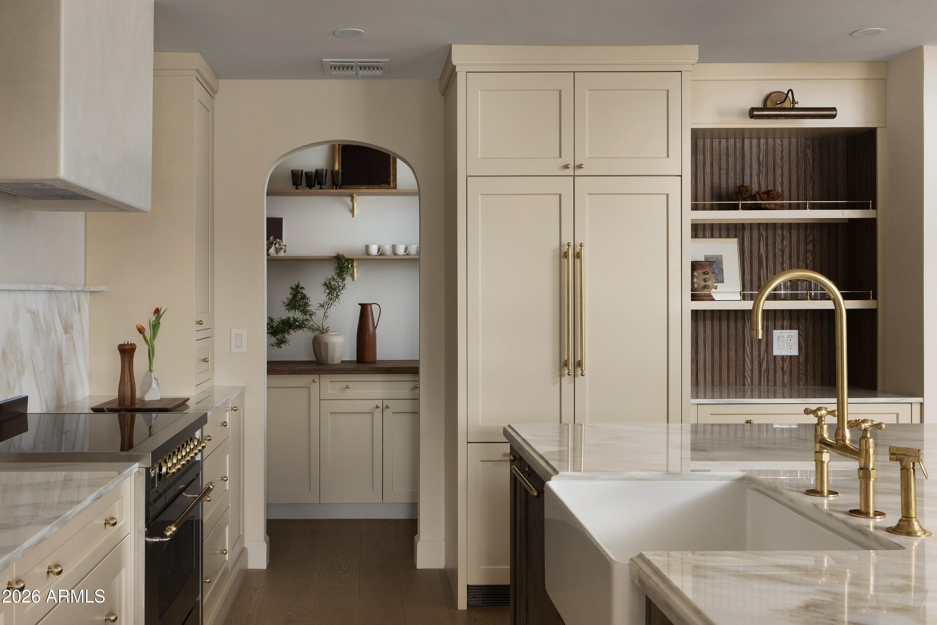 5501 E CAMELBACK Road