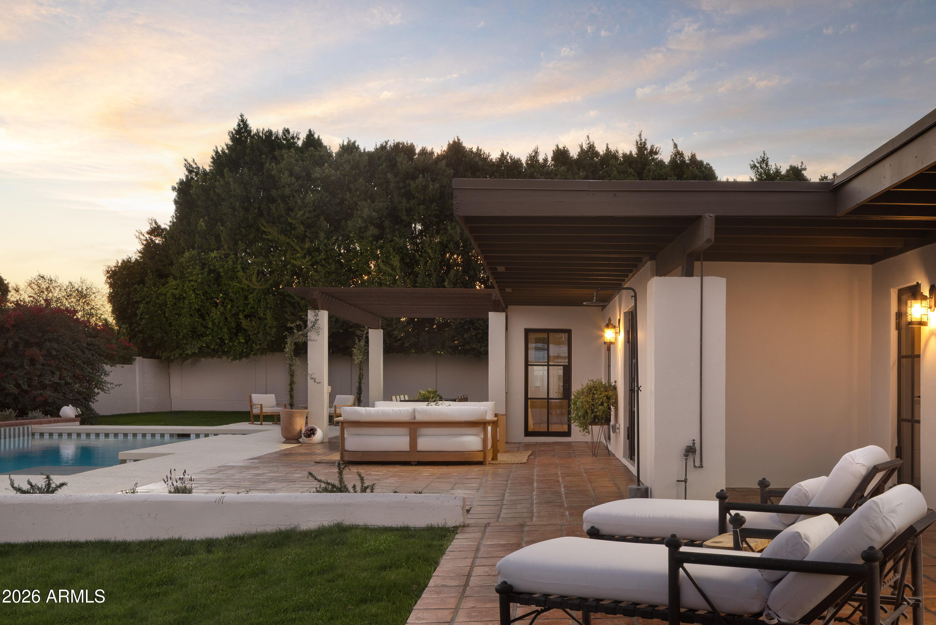 5501 E CAMELBACK Road