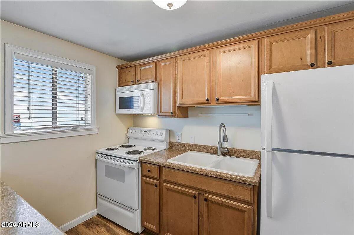 6125 E INDIAN SCHOOL Road 192