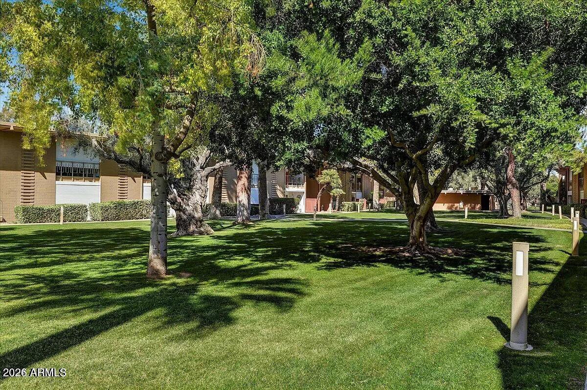 6125 E INDIAN SCHOOL Road 192