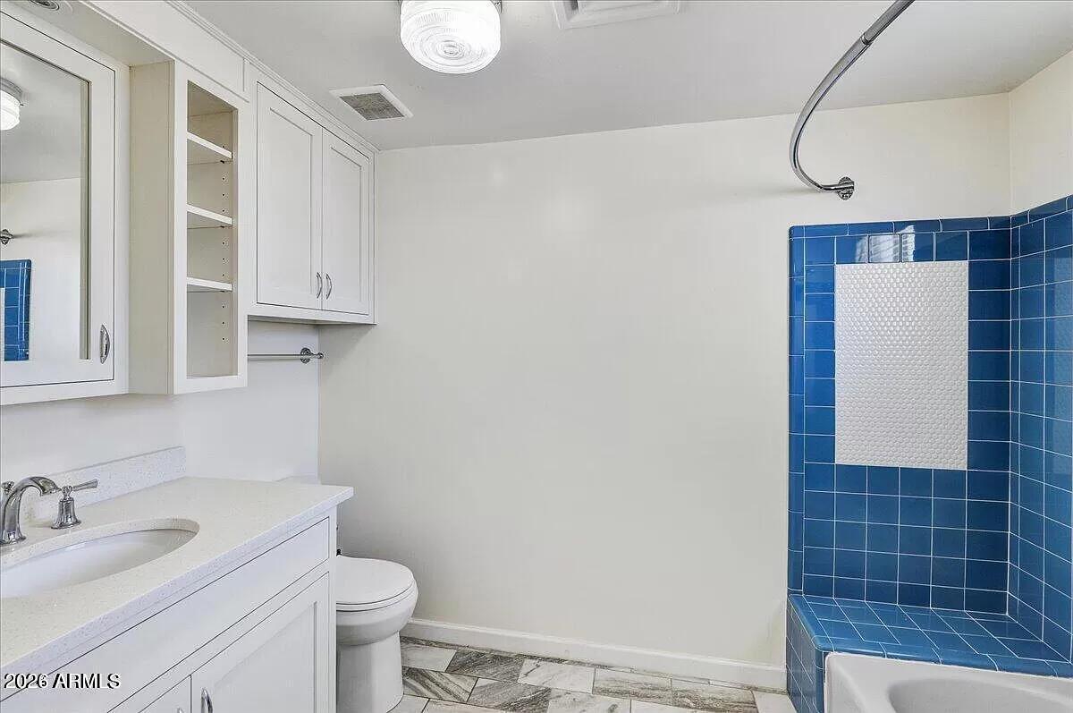 6125 E INDIAN SCHOOL Road 192