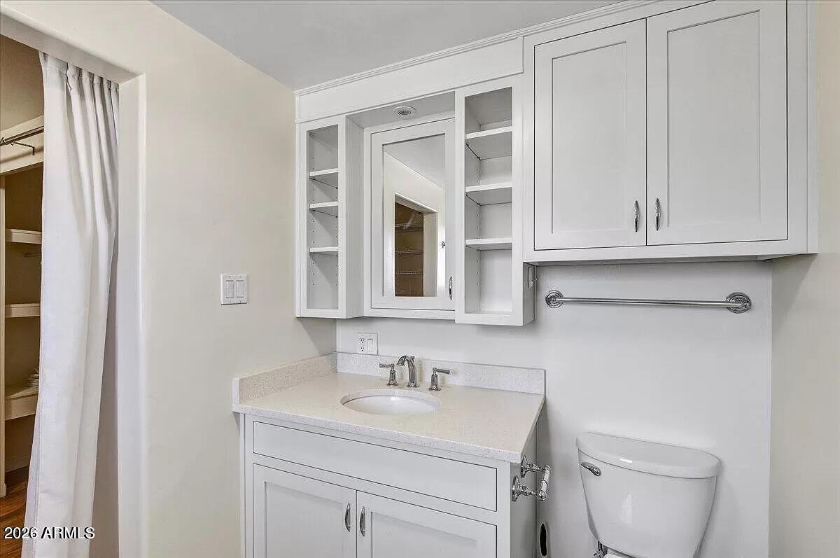 6125 E INDIAN SCHOOL Road 192