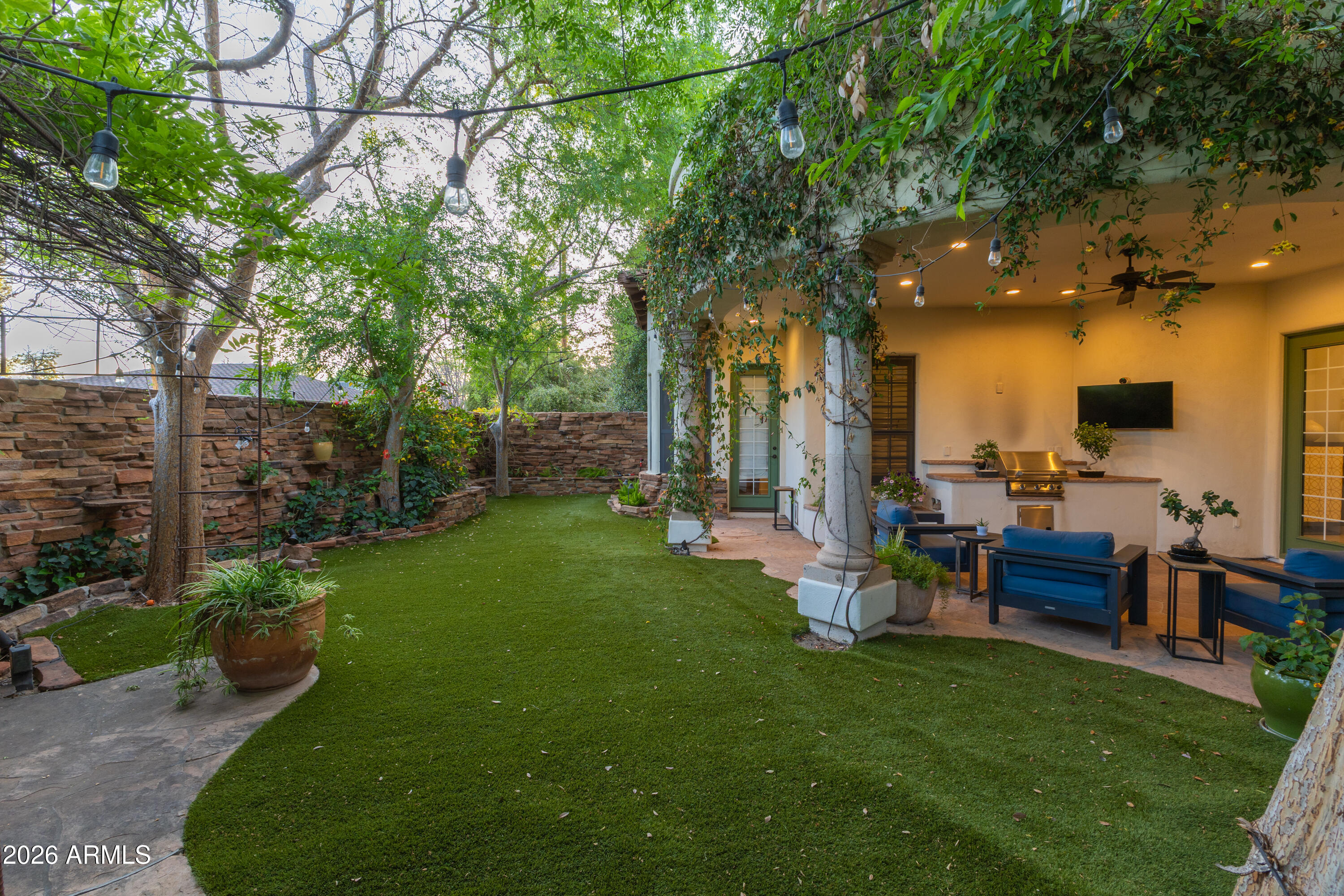 505 E ADAIR Drive