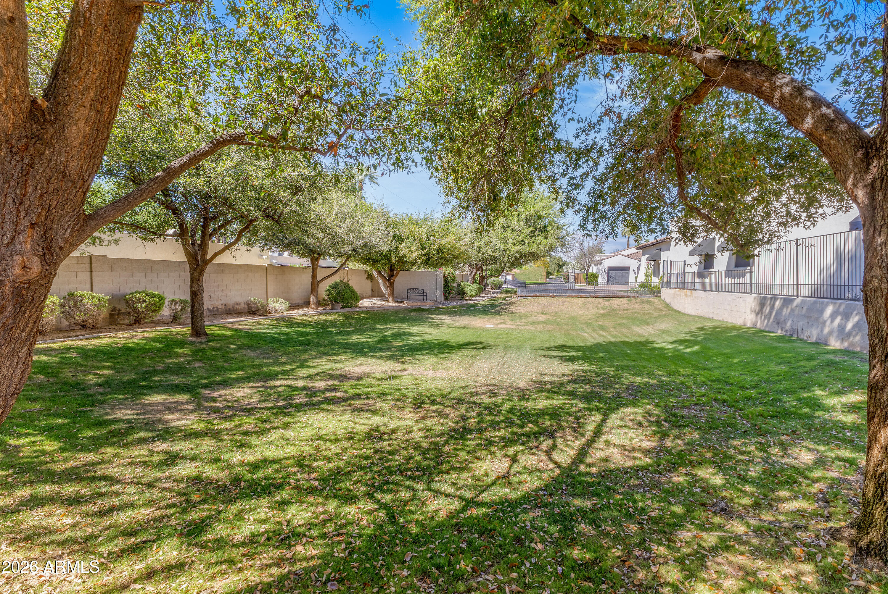 505 E ADAIR Drive
