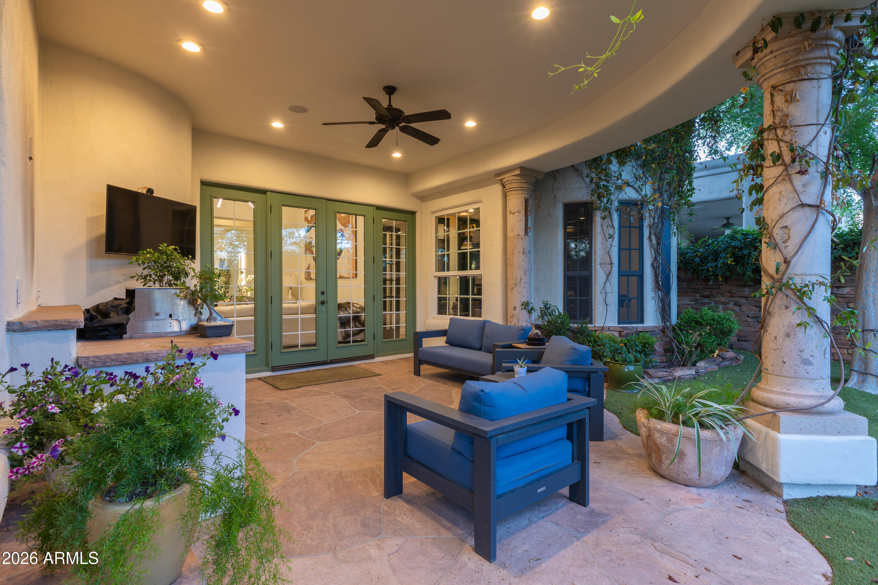 505 E ADAIR Drive