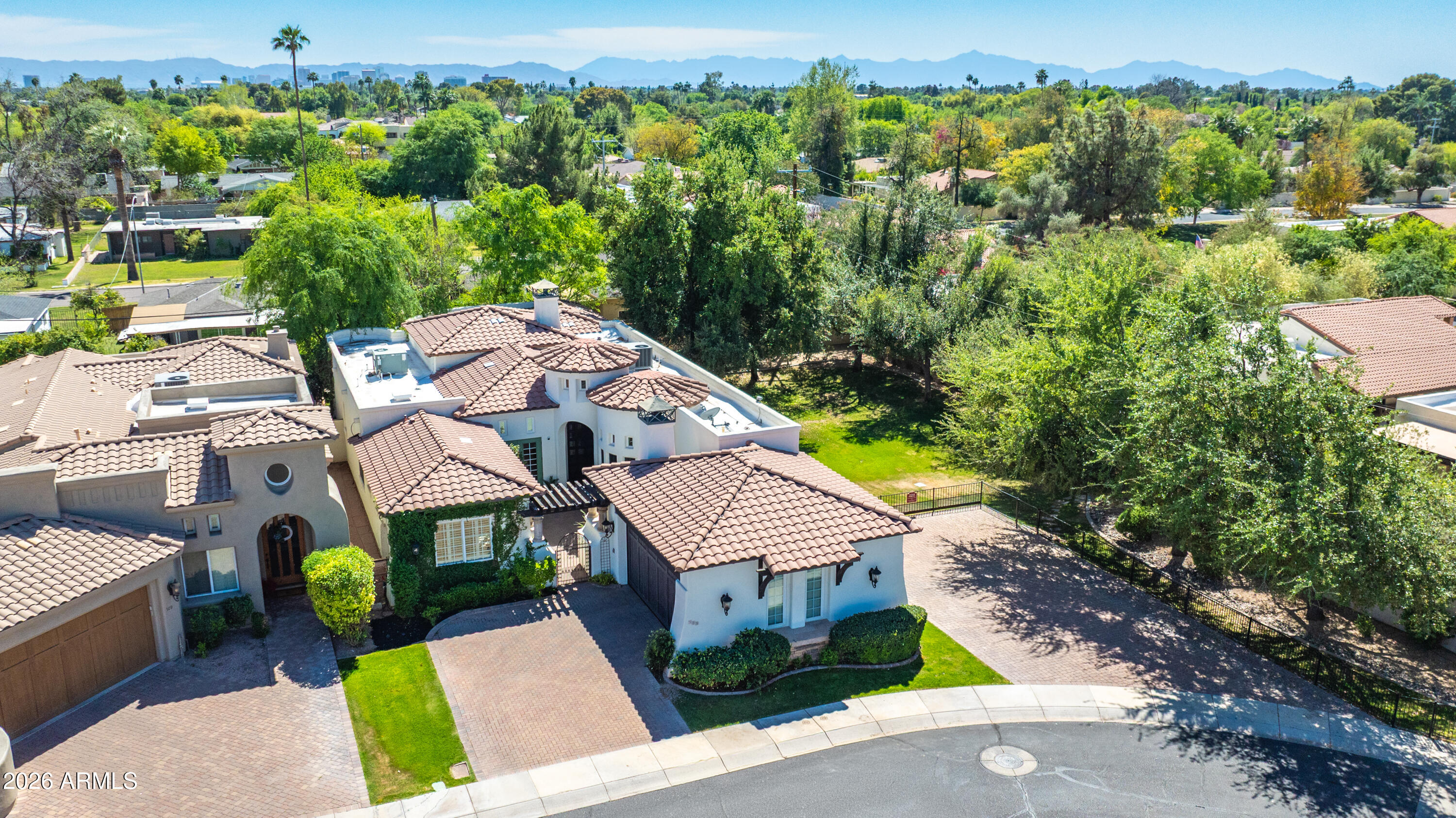 505 E ADAIR Drive