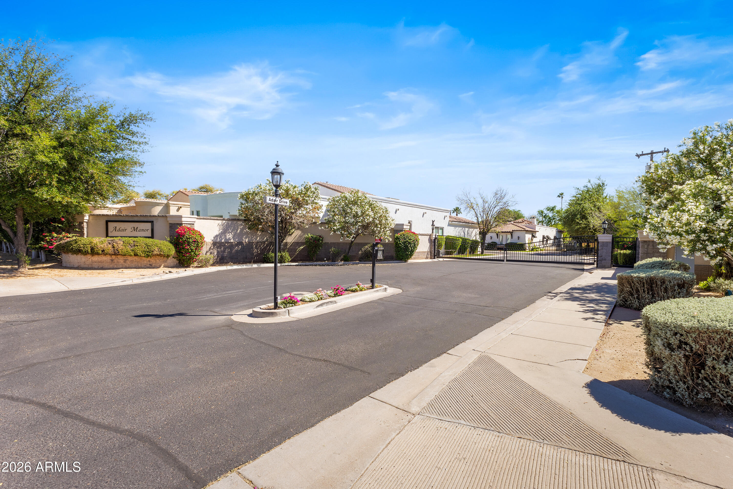 505 E ADAIR Drive
