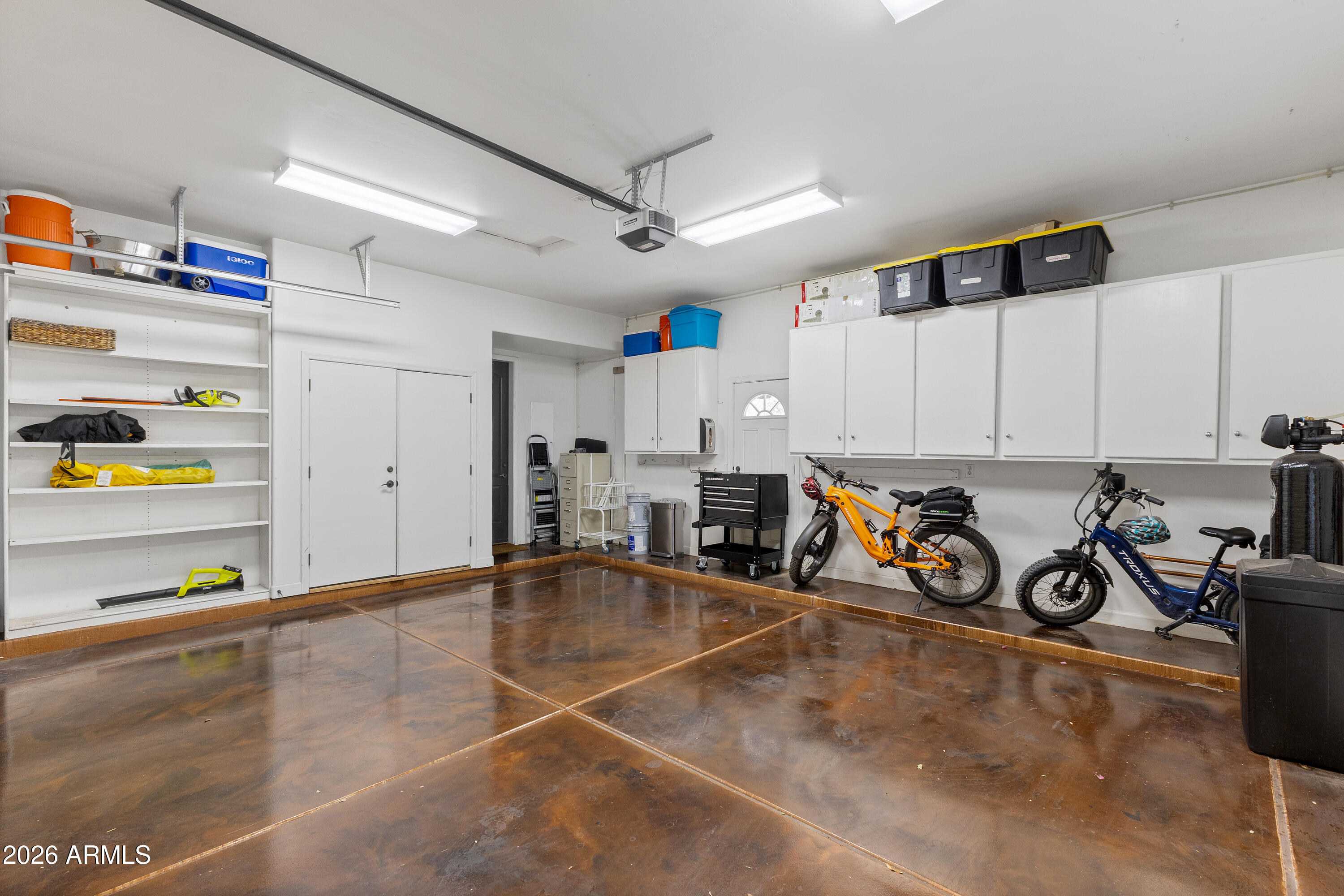 505 E ADAIR Drive