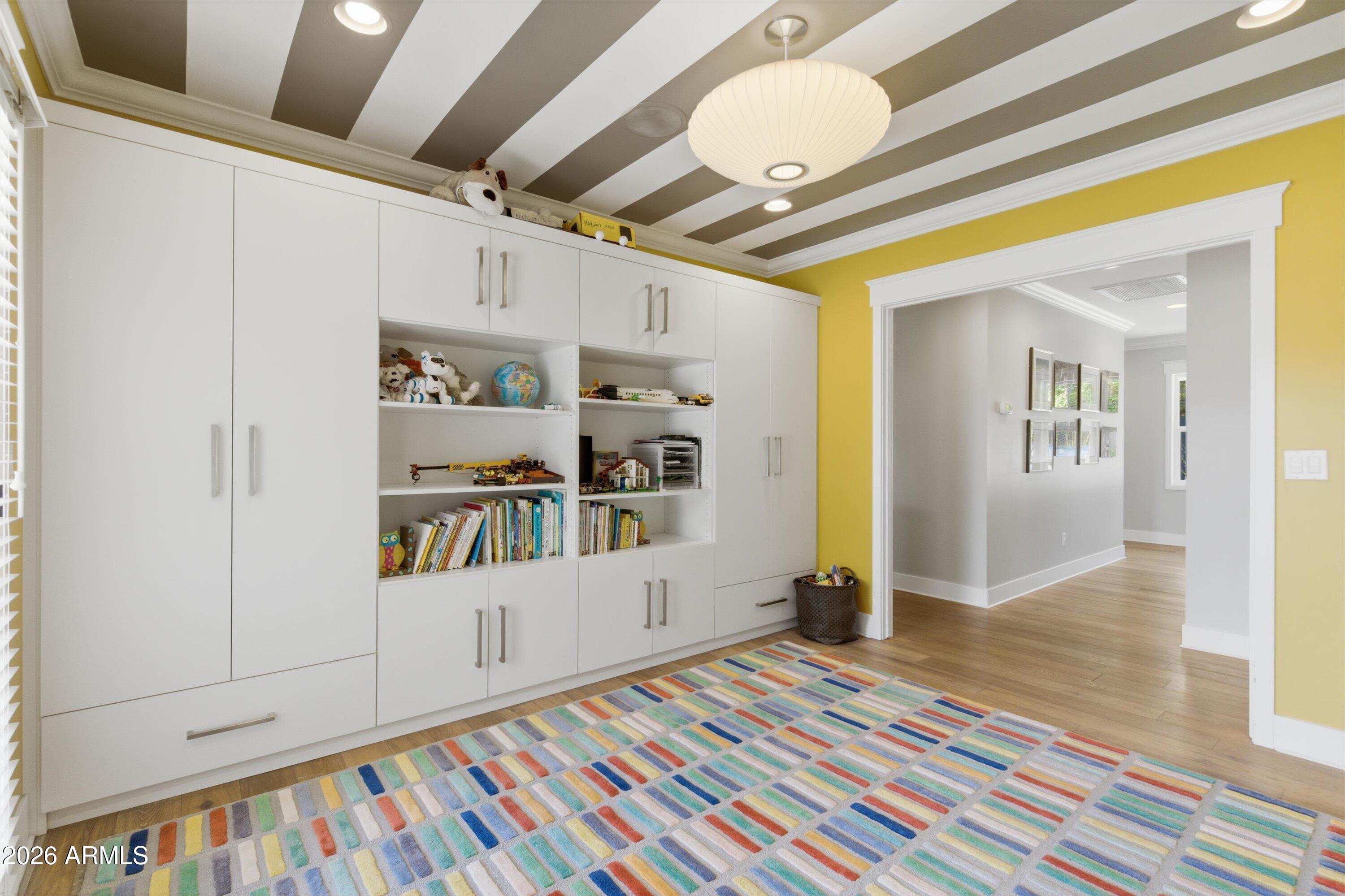 4618 E CALLE VENTURA