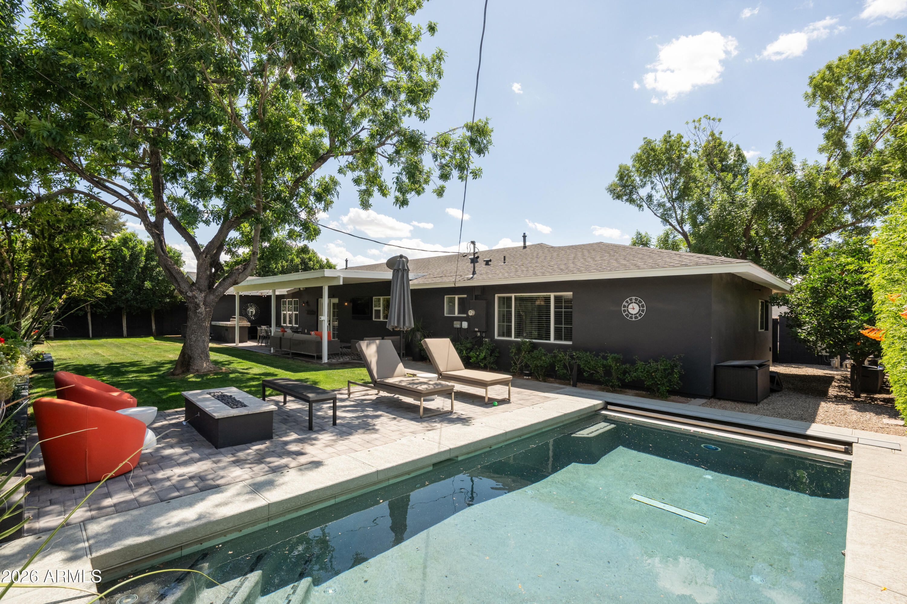 4618 E CALLE VENTURA