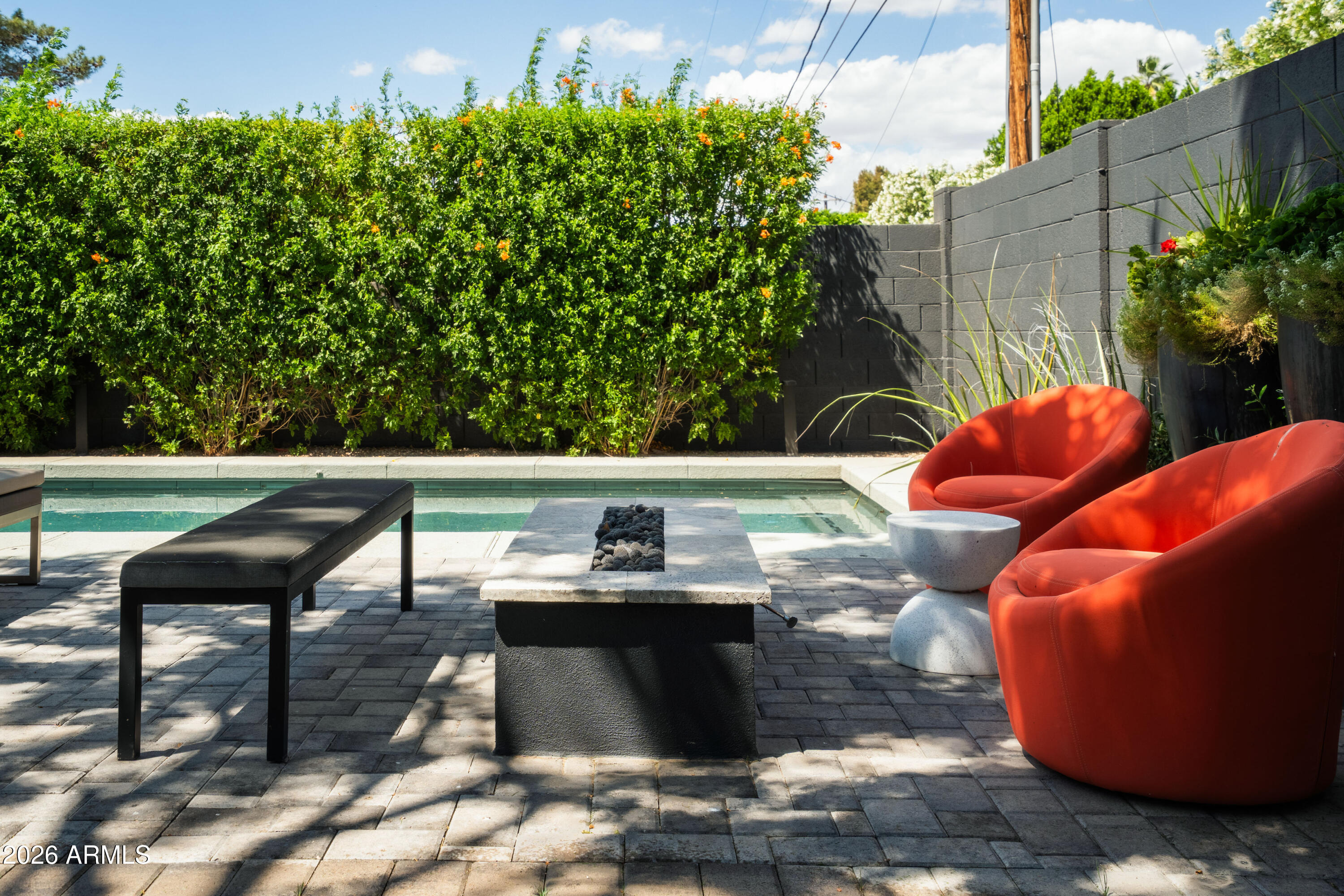 4618 E CALLE VENTURA