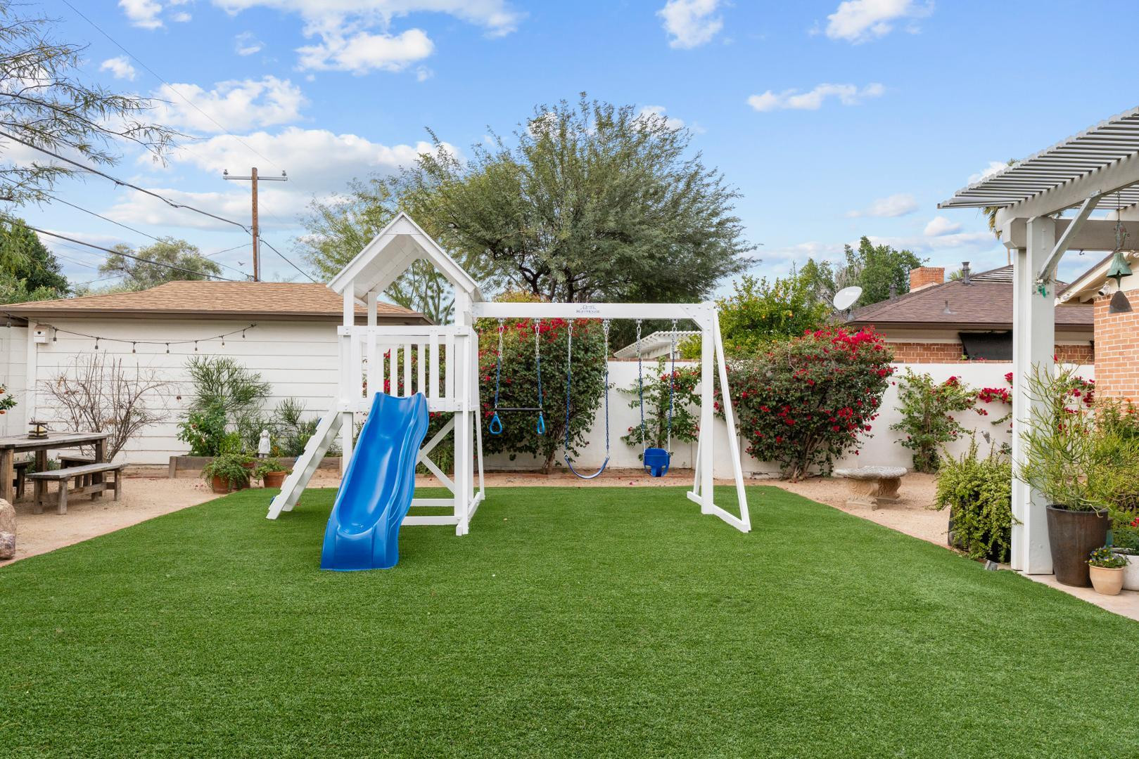 317 W Encanto Boulevard