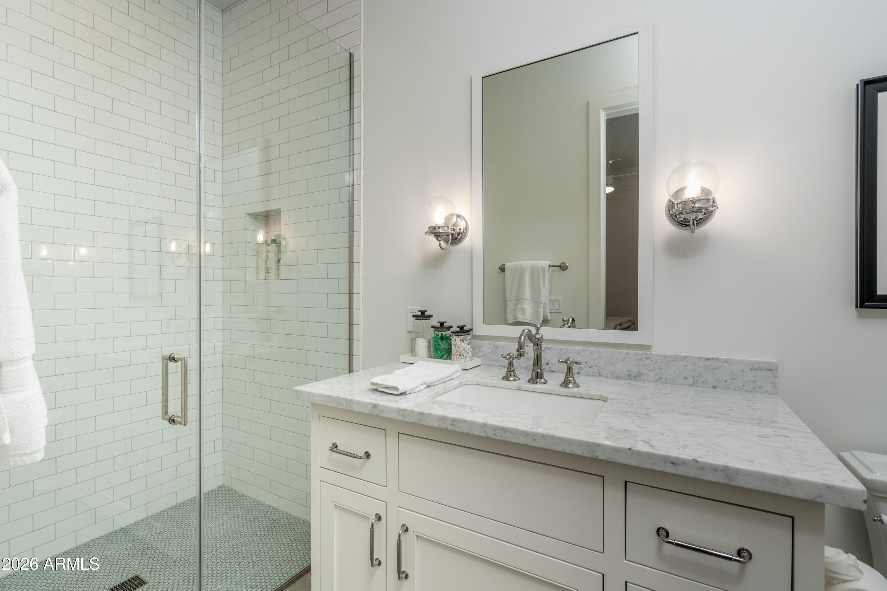 3714 E SELLS Drive