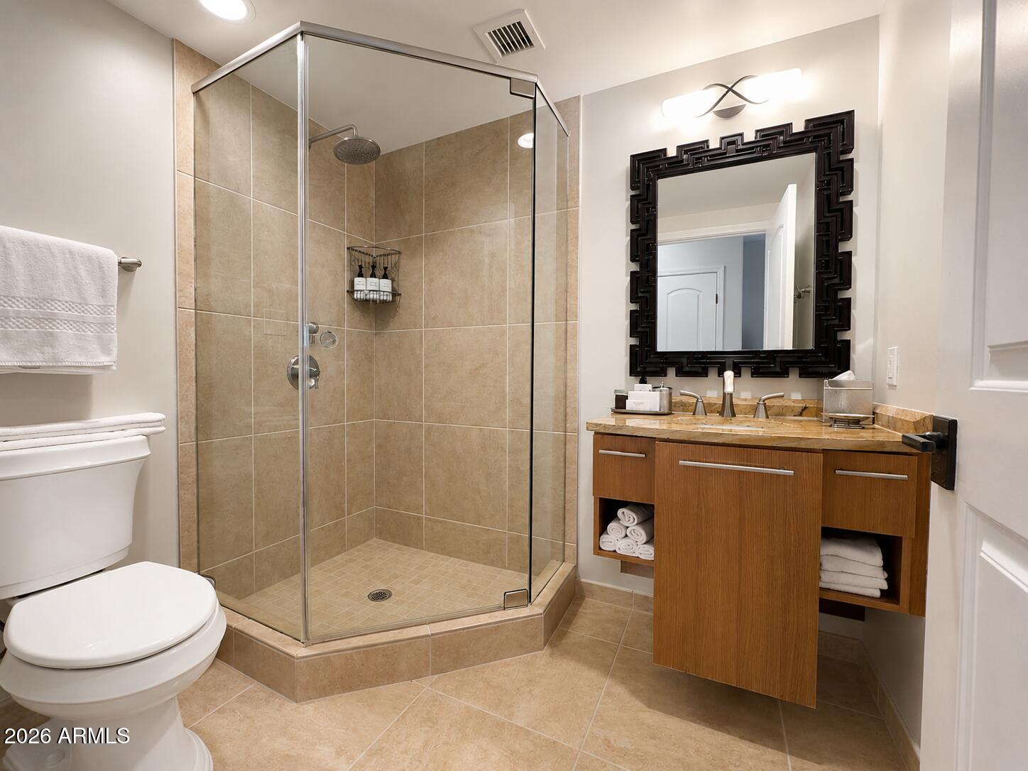 6000 E Camelback Road E 7707