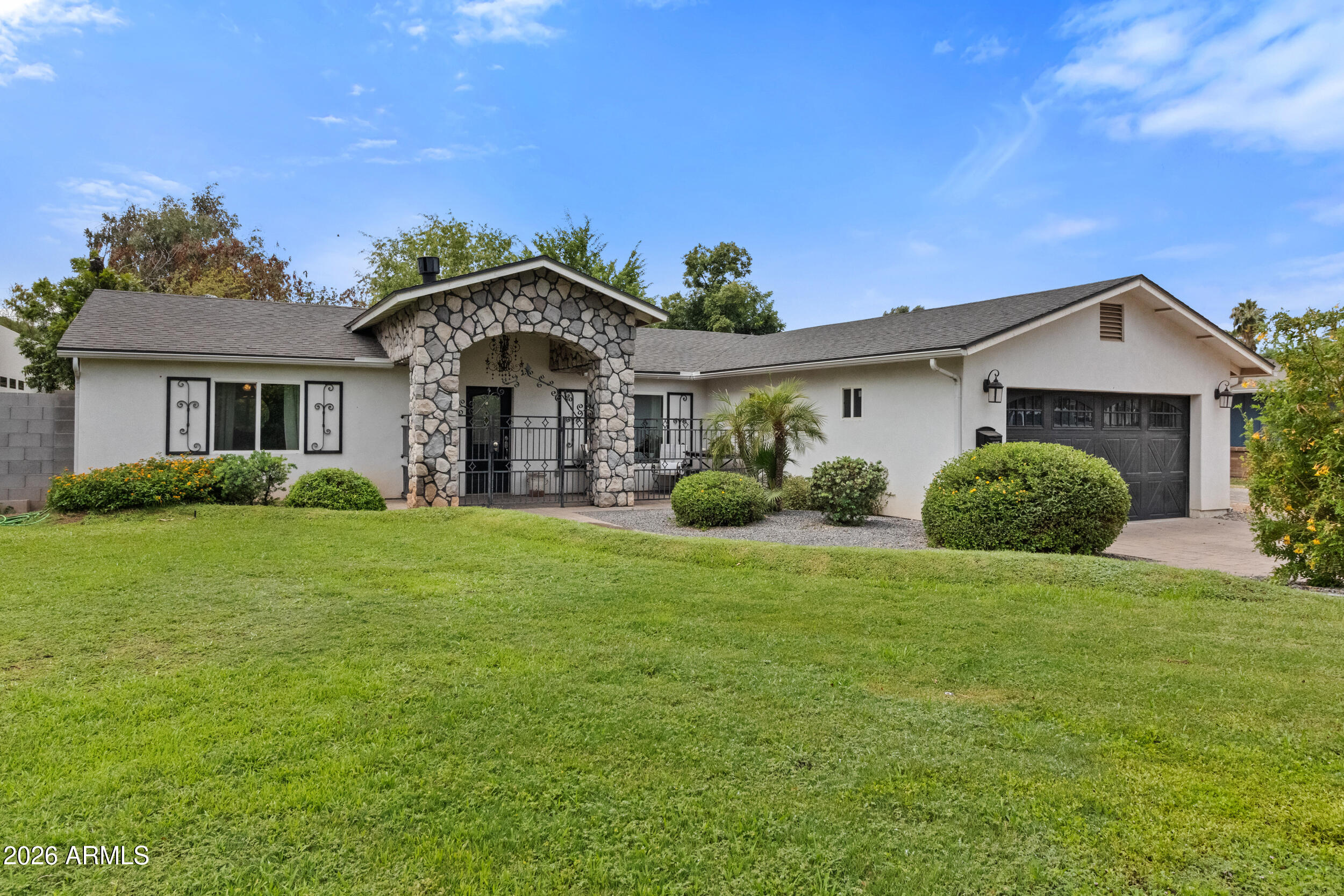 4025 E OSBORN Road