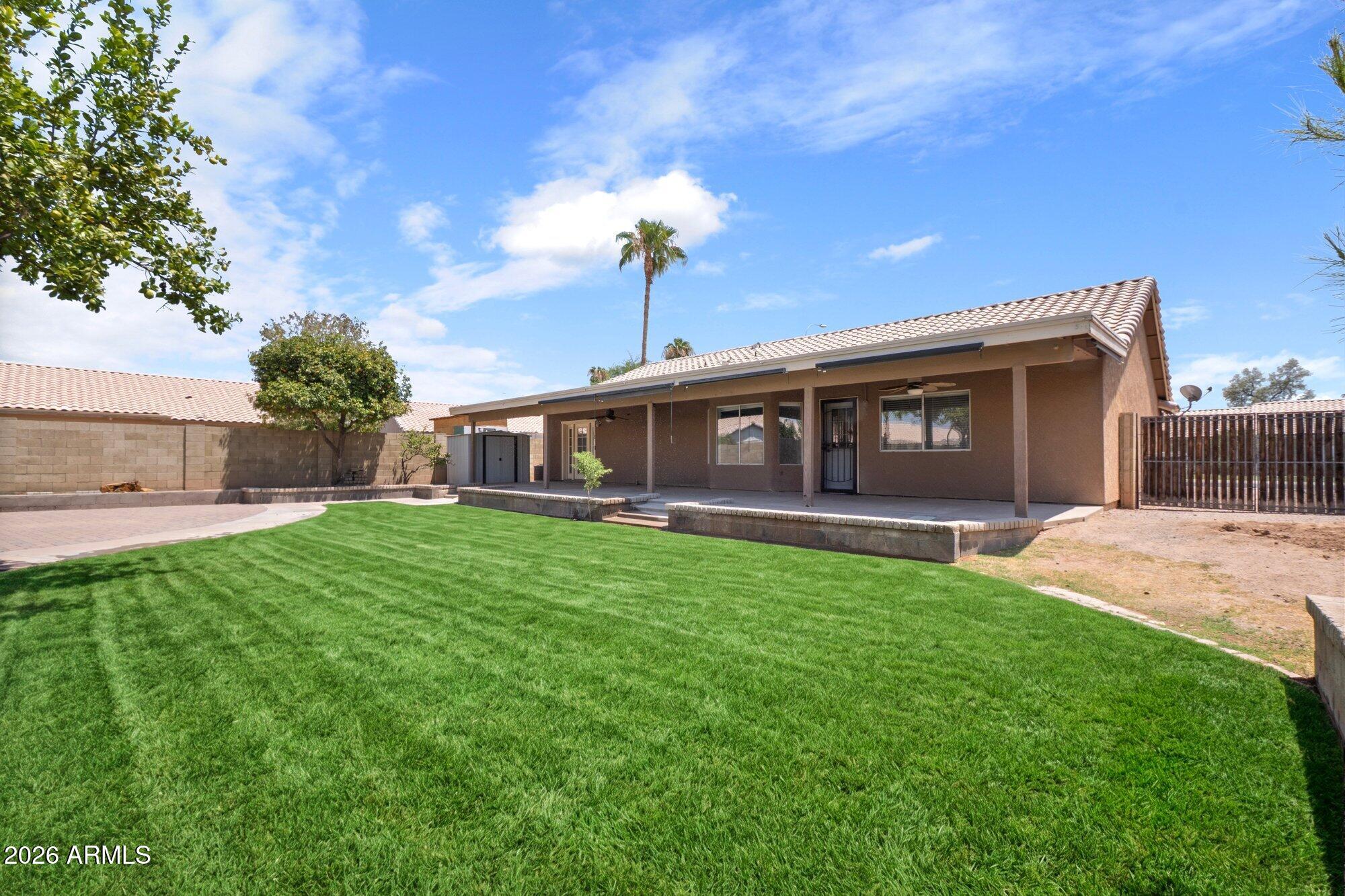 16206 S COUNTRY Place