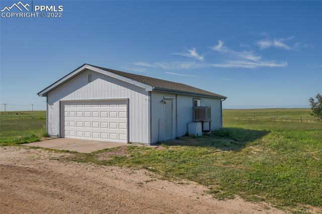 16755 Rabbit Track Trail