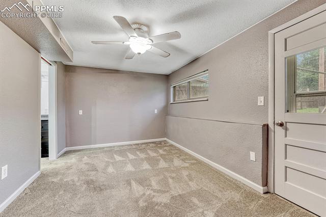 2729 N Prospect Street