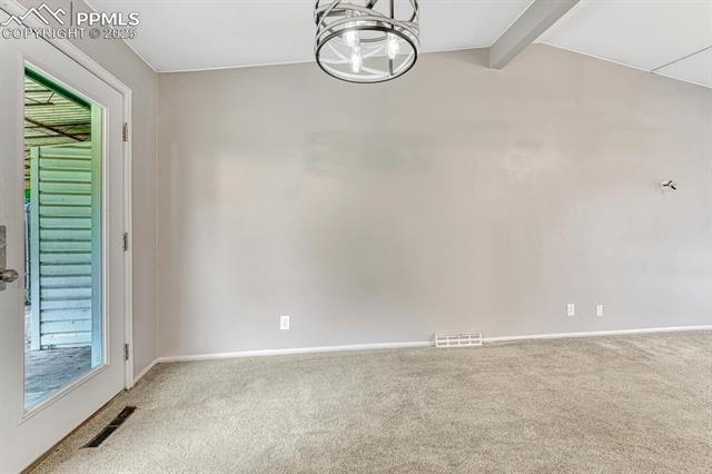 2729 N Prospect Street