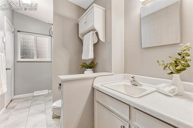 2729 N Prospect Street