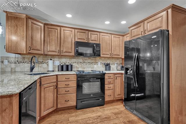 17320 E Caribou Drive