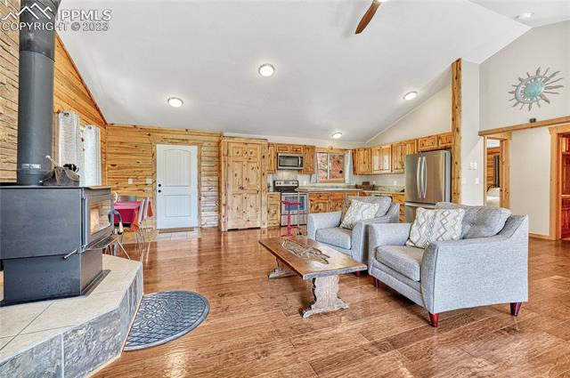 176 Pikes Peak Drive