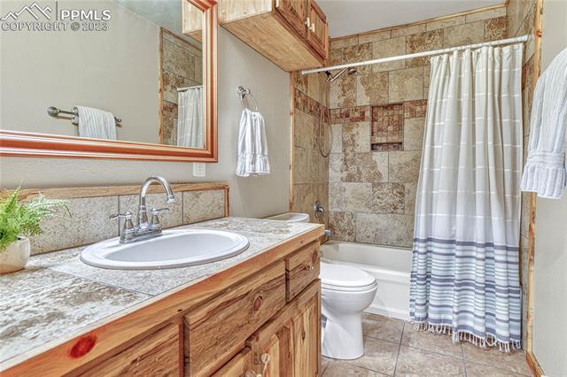 176 Pikes Peak Drive