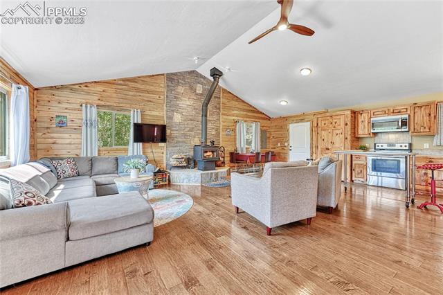 176 Pikes Peak Drive