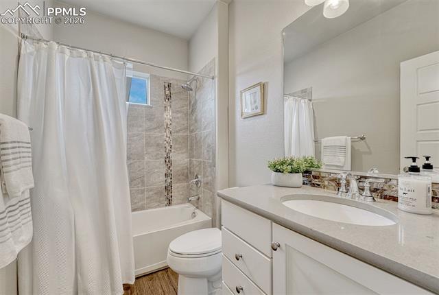 6851 Mustang Rim Drive