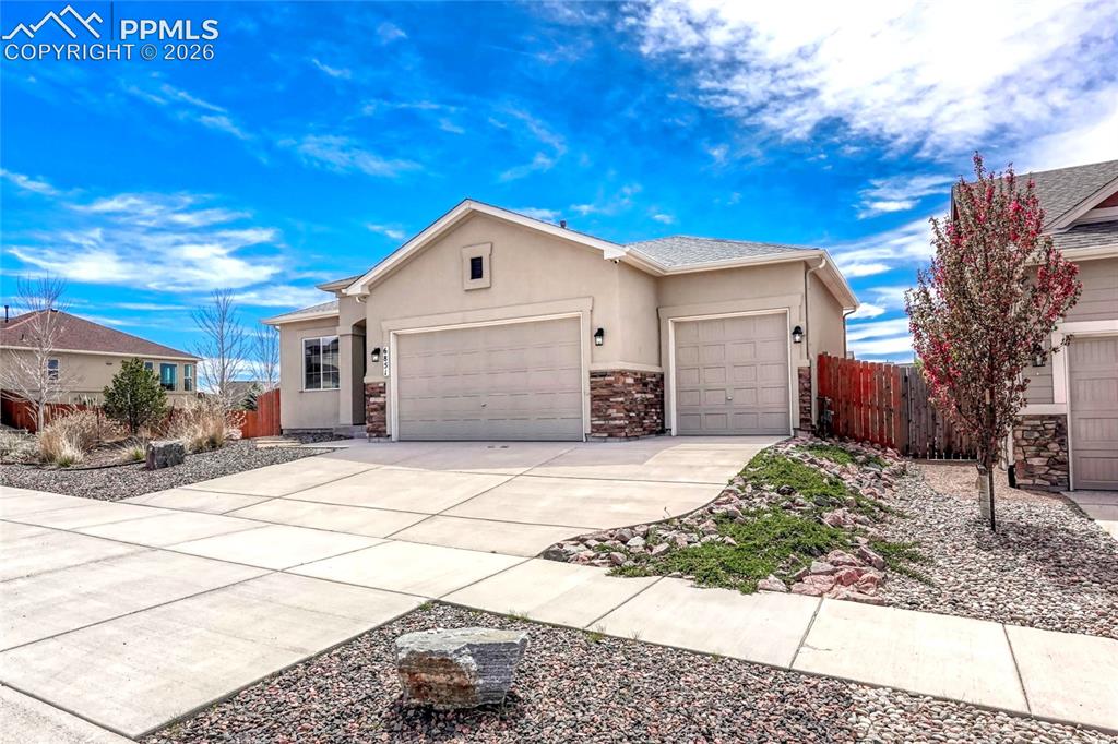 6851 Mustang Rim Drive