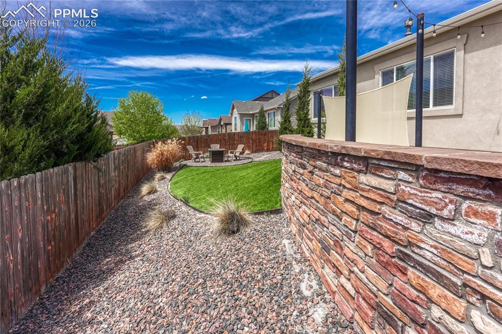 6851 Mustang Rim Drive