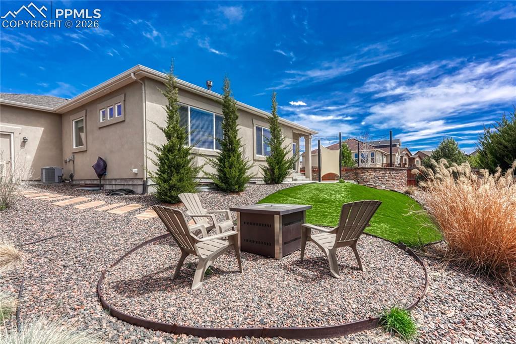 6851 Mustang Rim Drive