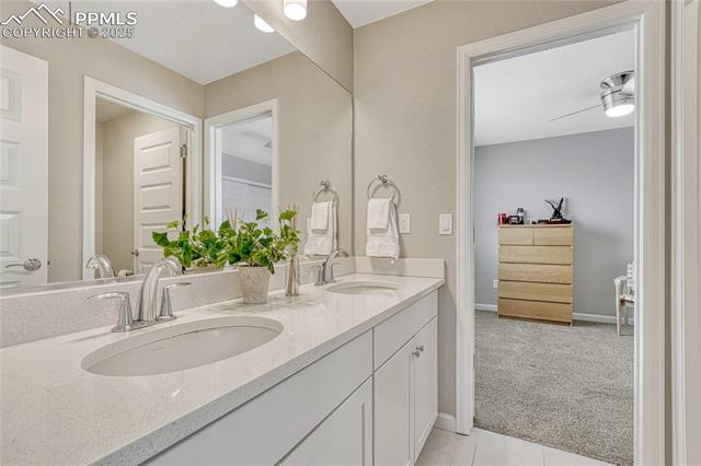 10793 White Diamond Point