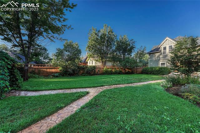 1423 N Nevada Avenue