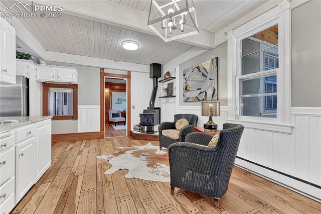 1423 N Nevada Avenue