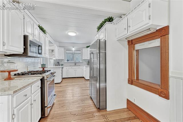 1423 N Nevada Avenue