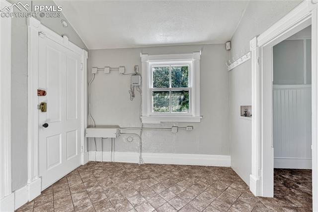 1423 N Nevada Avenue