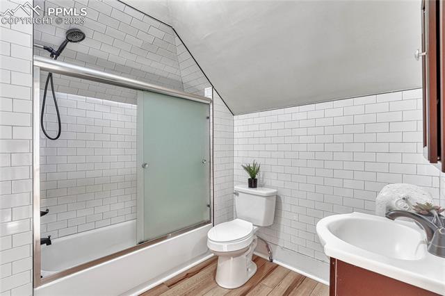 1423 N Nevada Avenue