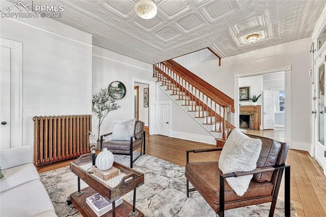 1423 N Nevada Avenue