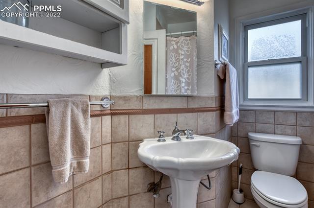 24 N Sheridan Avenue