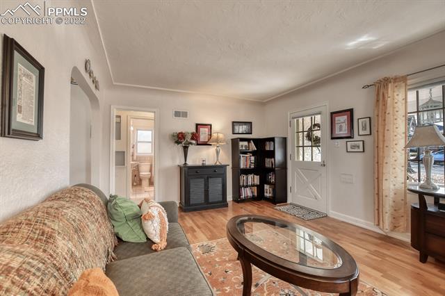 24 N Sheridan Avenue