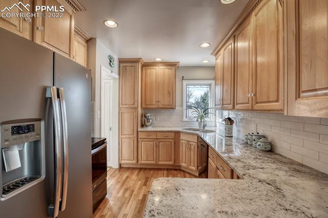 24 N Sheridan Avenue