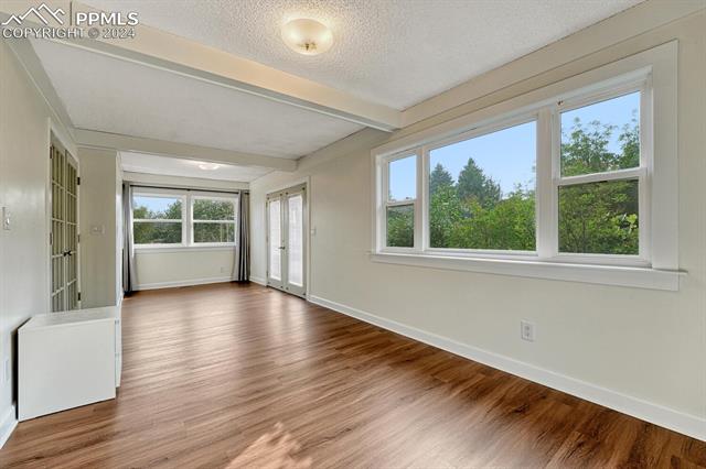 5527 Constitution Court