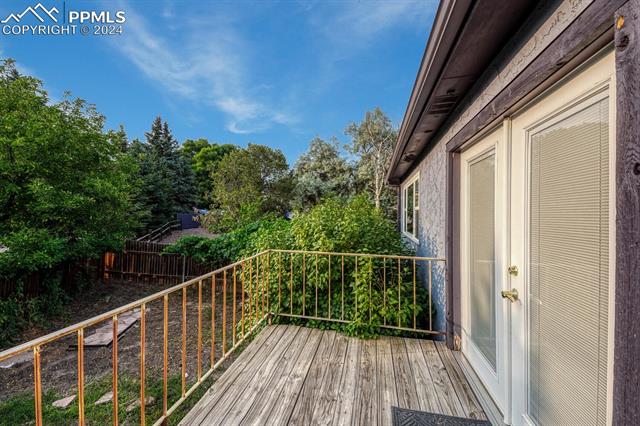 5527 Constitution Court