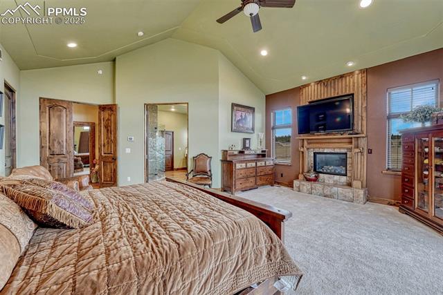 9565 Oak Springs Trail