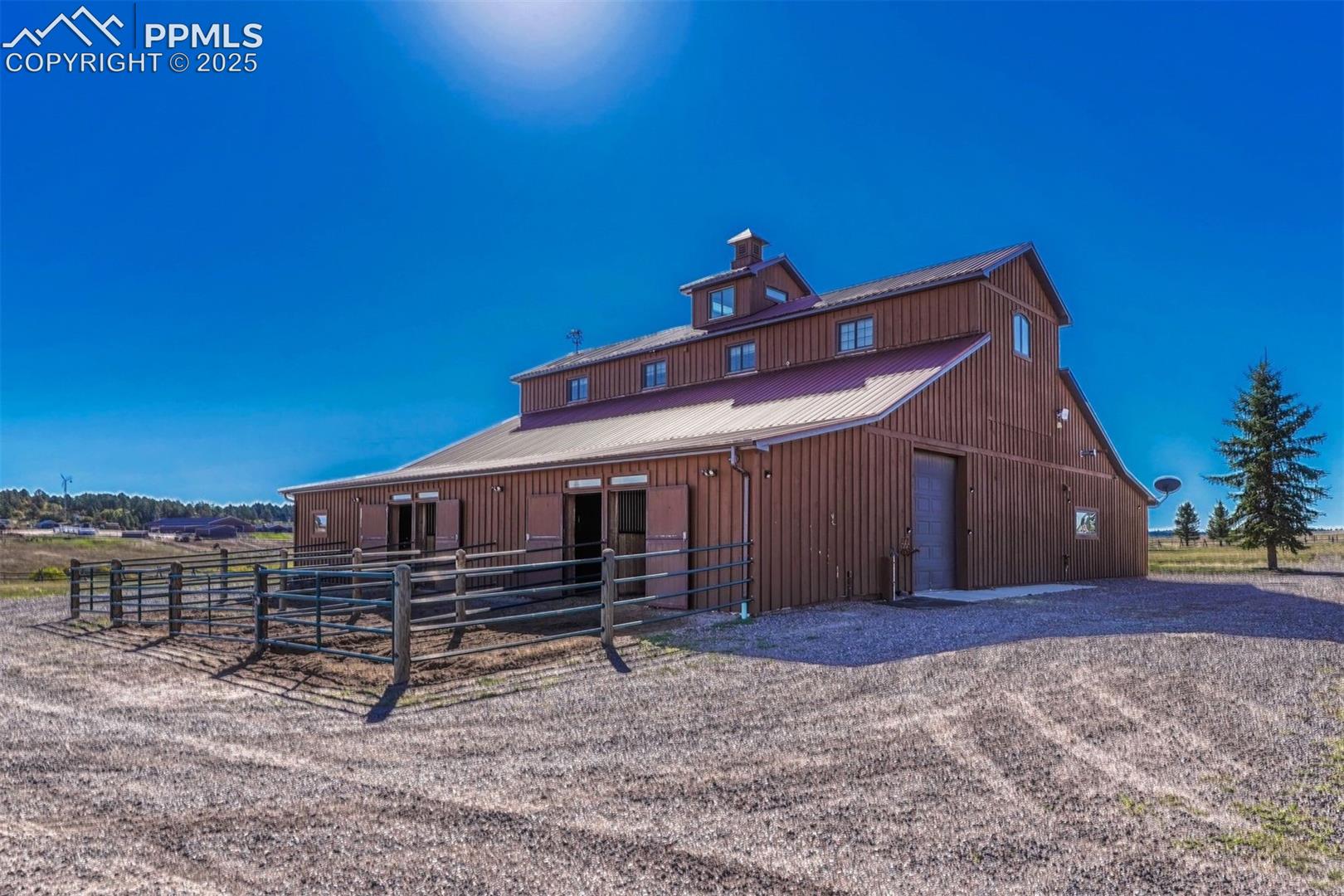 9565 Oak Springs Trail
