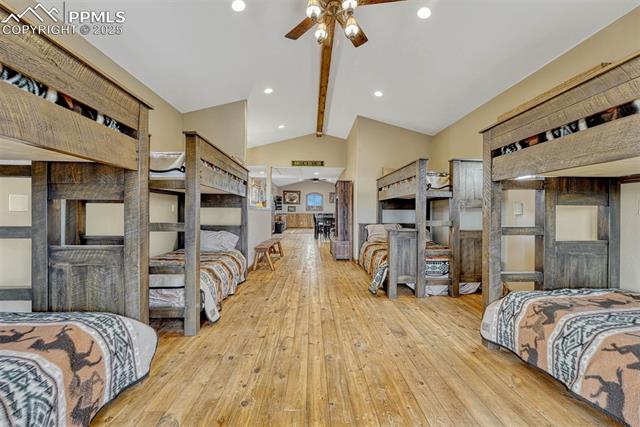 9565 Oak Springs Trail