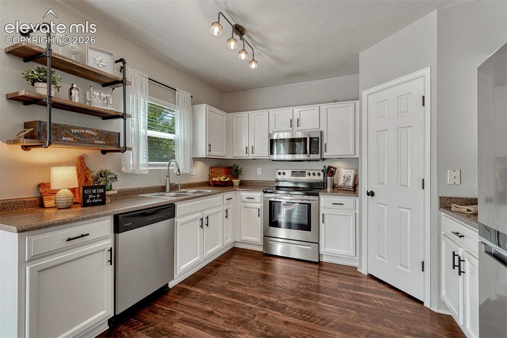 6201 Scottsbluff Drive