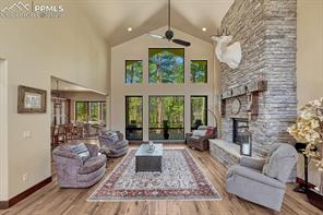 1250 Cottontail Trail