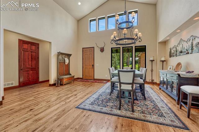 1250 Cottontail Trail